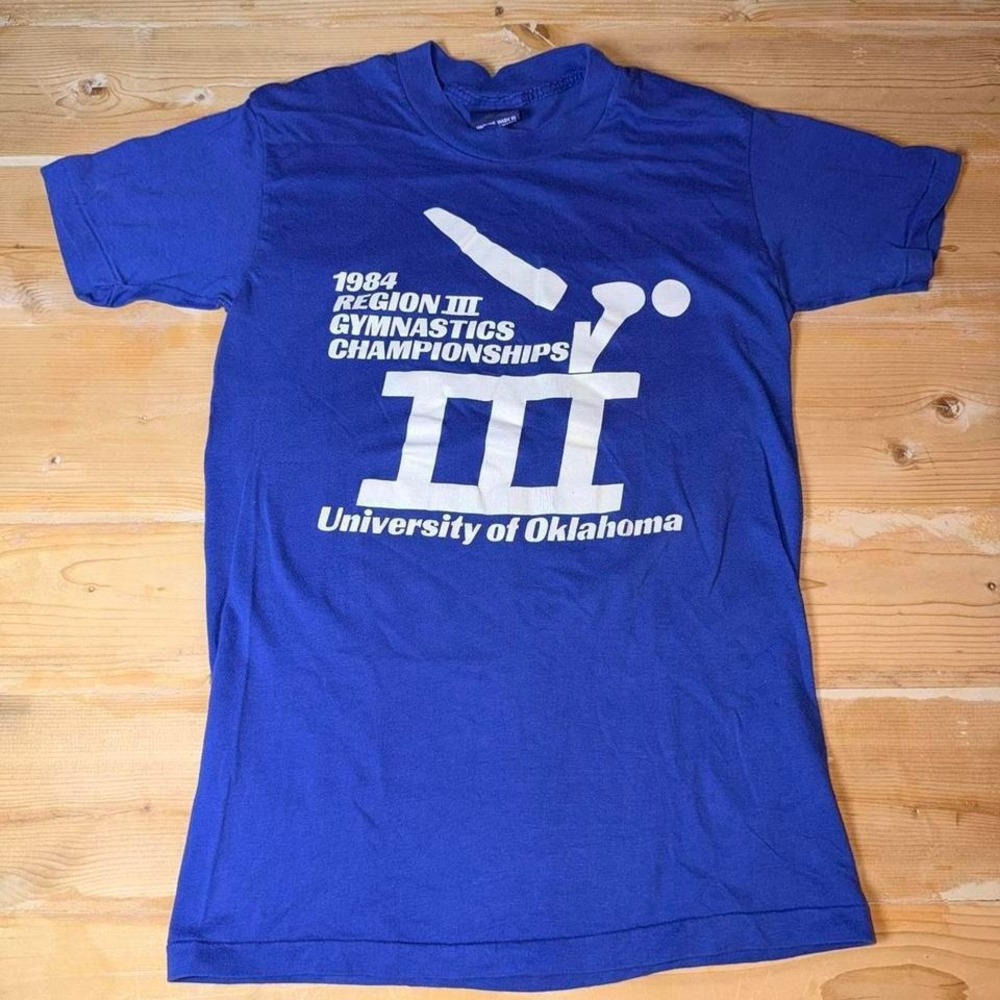Vintage 1984 University of‎ Oklahoma Region III Gymnastics T-Shirt Blue Mens XS